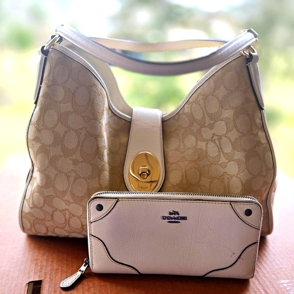 Coach Handbags - Coach Handbag & Wallet
